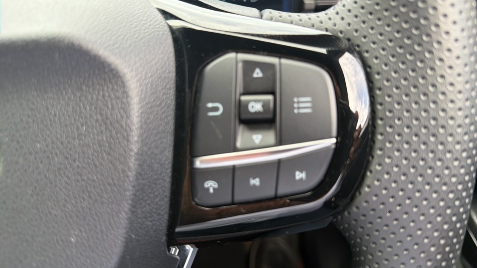 Ford Puma 1.0 EcoBoost Hybrid mHEV ST-Line 5dr Petrol Hatchback - Image 30