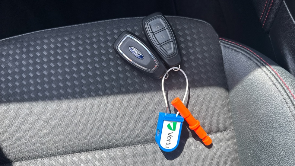 Ford Focus 1.0 EcoBoost Hybrid mHEV 125 ST-Line X Edition 5dr Petrol Hatchback - Image 20