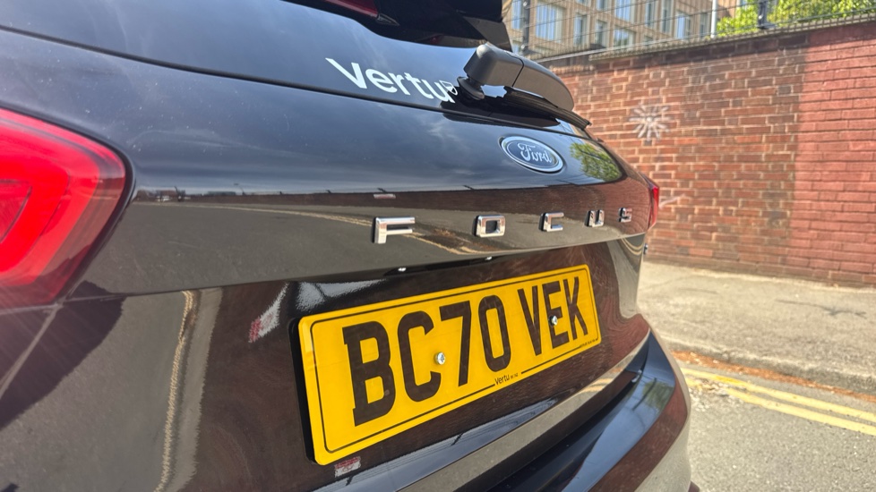 Ford Focus 1.0 EcoBoost Hybrid mHEV 125 ST-Line X Edition 5dr Petrol Hatchback - Image 33