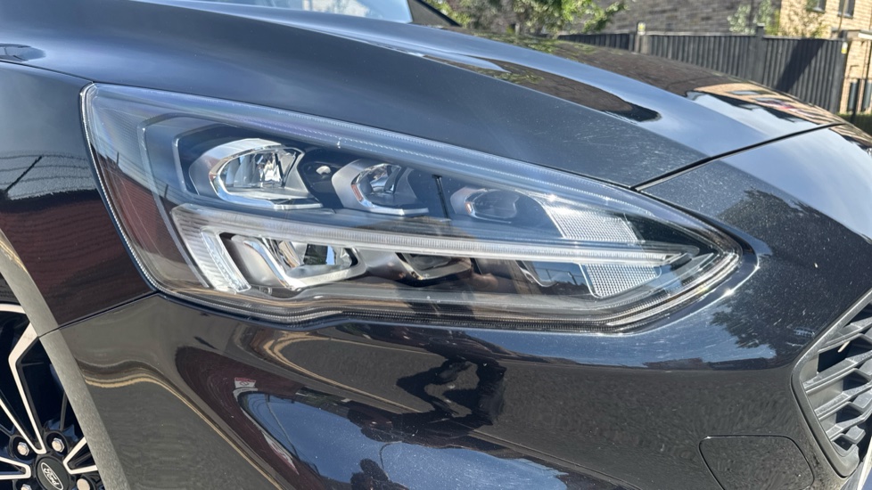 Ford Focus 1.0 EcoBoost Hybrid mHEV 125 ST-Line X Edition 5dr Petrol Hatchback - Image 40