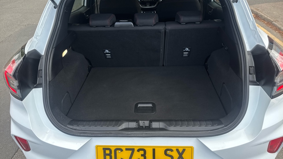 Ford Puma 1.0 EcoBoost Hybrid mHEV ST-Line 5dr Petrol Hatchback - Image 4