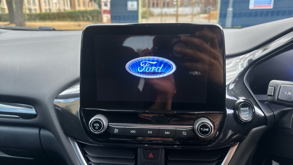 Ford Puma 1.0 EcoBoost Hybrid mHEV ST-Line 5dr Petrol Hatchback - Image 12