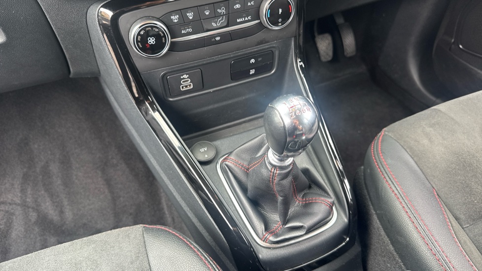 Ford EcoSport 1.0 EcoBoost 125 ST-Line 5dr Petrol Hatchback - Image 13