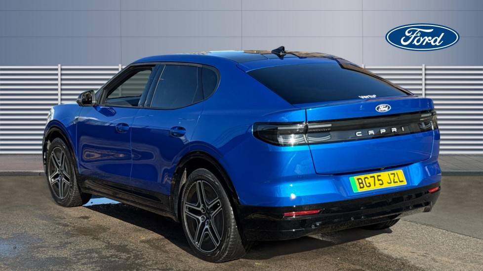 Ford Capri 125kW Premium 52kWh 5dr Auto Electric Estate - Image 2