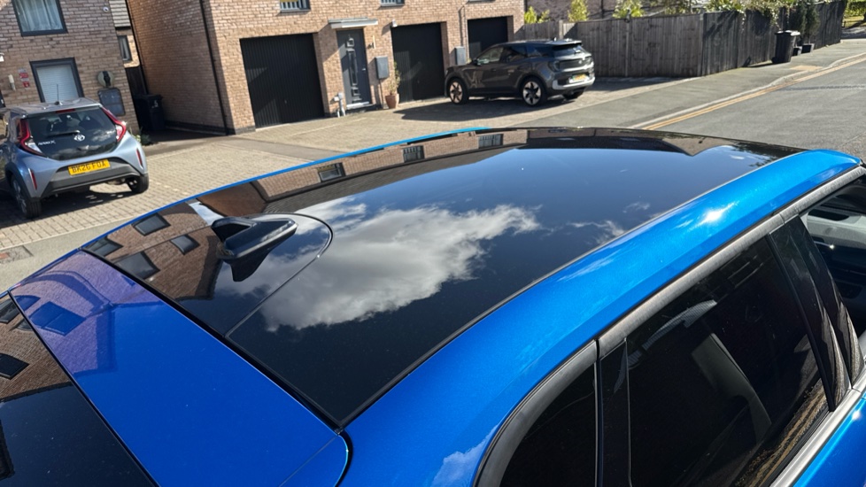 Ford Capri 125kW Premium 52kWh 5dr Auto Electric Estate - Image 41