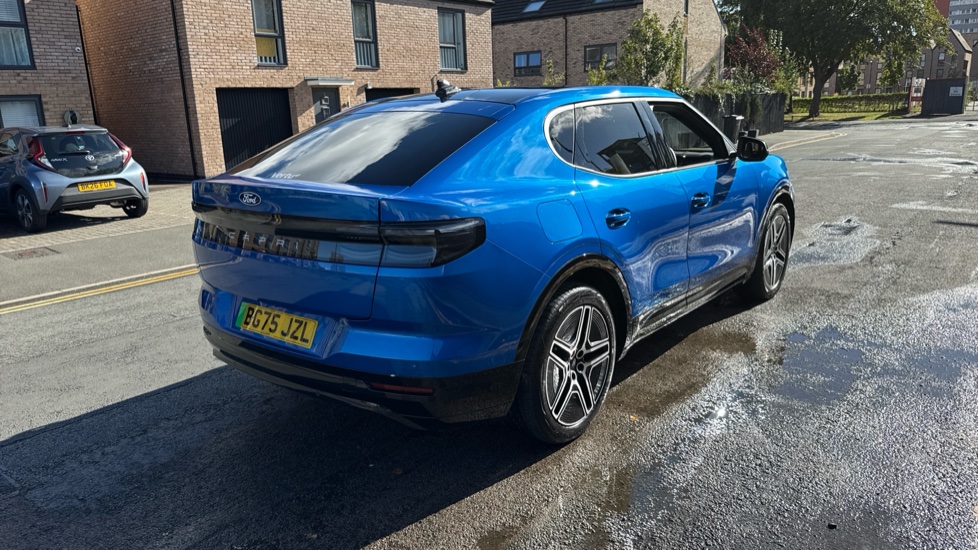 Ford Capri 125kW Premium 52kWh 5dr Auto Electric Estate - Image 42