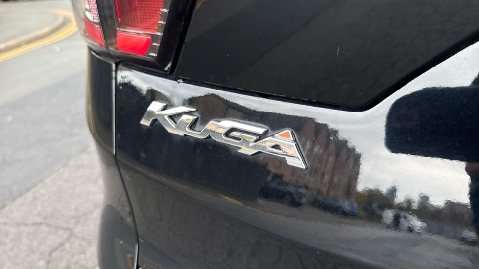 Ford Kuga 2.0 TDCi 180 Titanium X 5dr Diesel Estate - Image 40