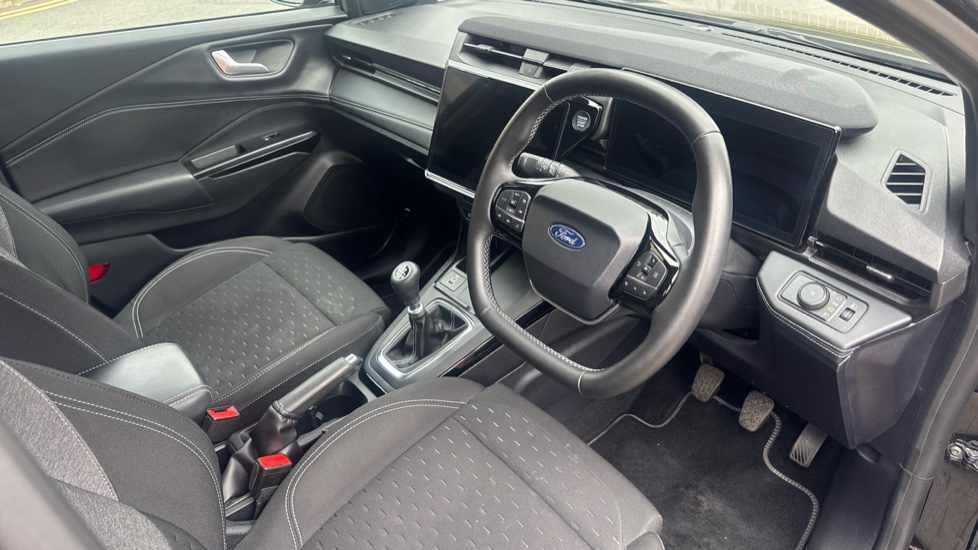 Ford Puma 1.0 EcoBoost Hybrid mHEV Titanium 5dr Petrol Hatchback - Image 11