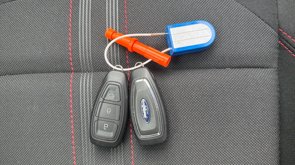 Ford Puma 1.0 EcoBoost Hybrid mHEV ST-Line 5dr Petrol Hatchback - Image 20