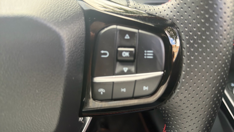 Ford Puma 1.0 EcoBoost Hybrid mHEV ST-Line 5dr Petrol Hatchback - Image 39