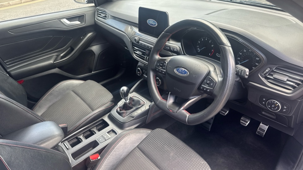 Ford Focus 1.5 EcoBoost 182 ST-Line X 5dr Petrol Hatchback - Image 11