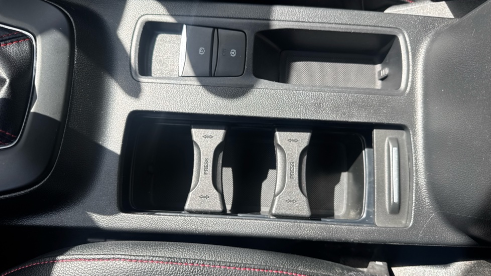 Ford Focus 1.5 EcoBoost 182 ST-Line X 5dr Petrol Hatchback - Image 26