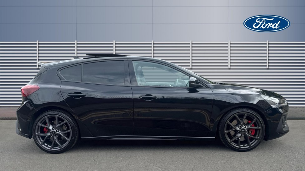 Ford Focus ST 2.3 EcoBoost ST 5dr Auto Petrol Hatchback - Image 5