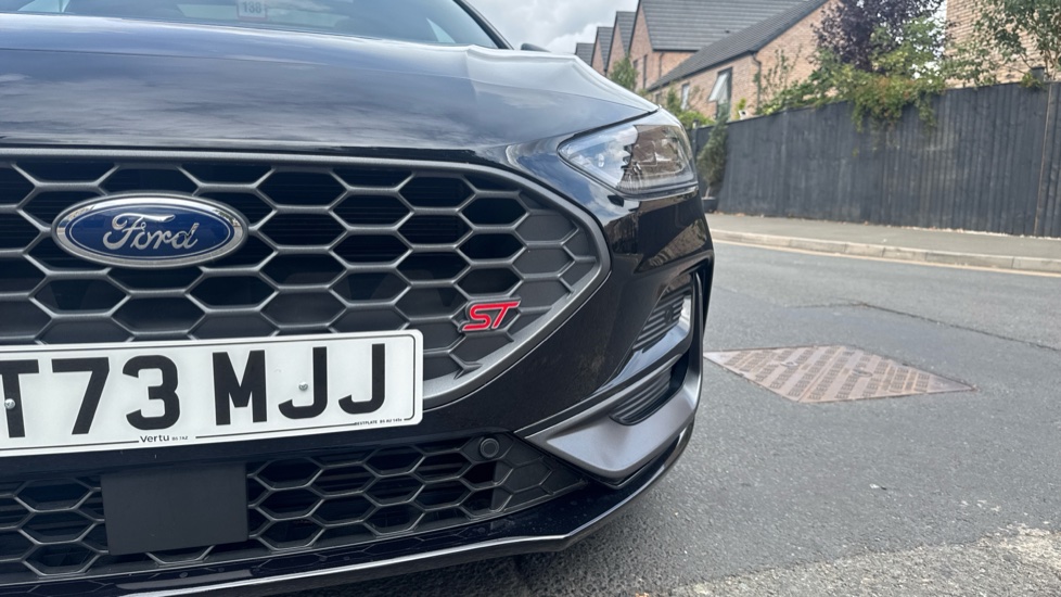 Ford Focus ST 2.3 EcoBoost ST 5dr Auto Petrol Hatchback - Image 43