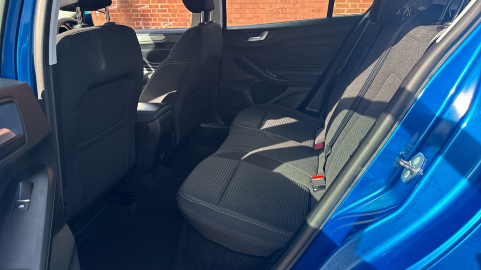 Ford Focus 1.0 EcoBoost Hybrid mHEV Titanium 5dr Auto Petrol Hatchback - Image 16