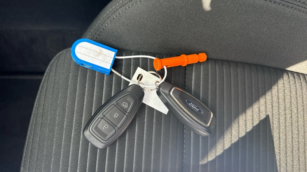 Ford Focus 1.0 EcoBoost Hybrid mHEV Titanium 5dr Auto Petrol Hatchback - Image 20