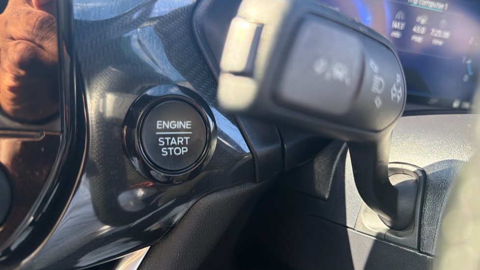 Ford Puma 1.0 EcoBoost Hybrid mHEV ST-Line 5dr Petrol Hatchback - Image 29