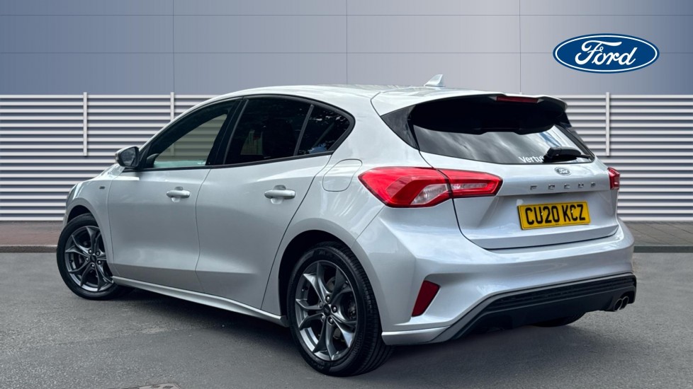 Ford Focus 1.0 EcoBoost 125 ST-Line 5dr Petrol Hatchback - Image 2