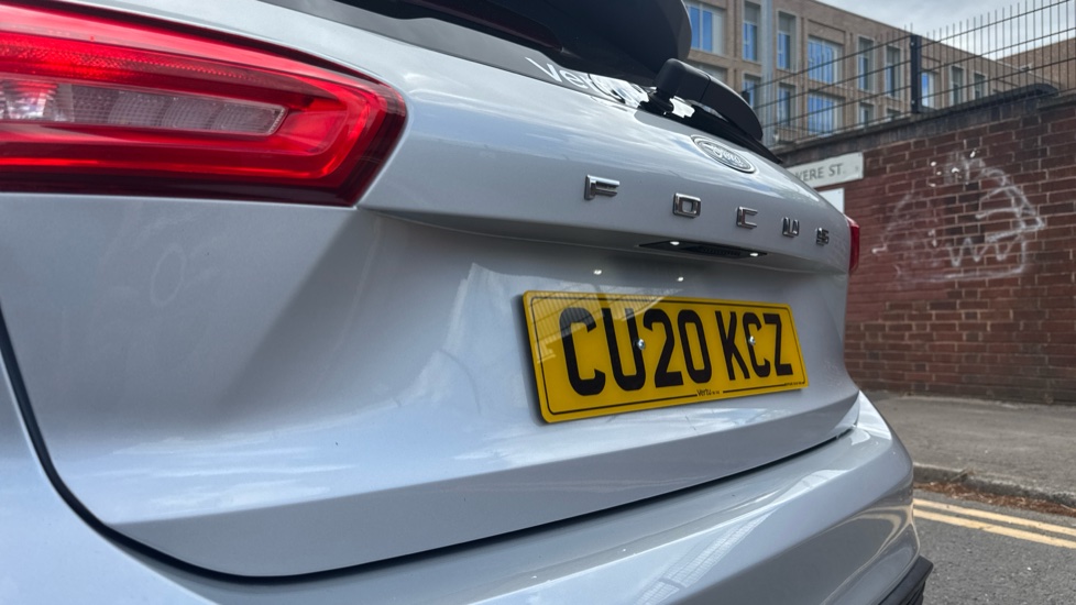 Ford Focus 1.0 EcoBoost 125 ST-Line 5dr Petrol Hatchback - Image 33