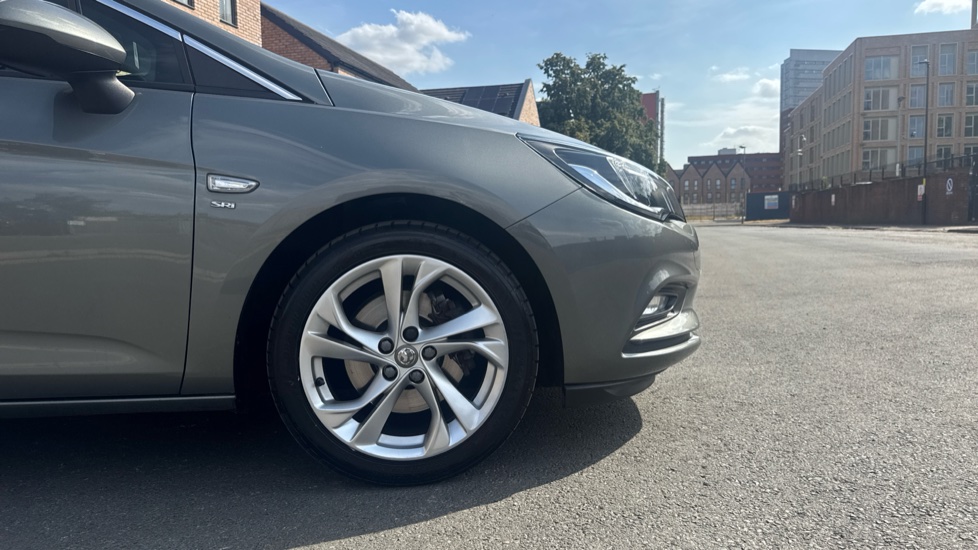 Vauxhall Astra 1.6T 16V 200 SRi Nav 5dr Petrol Hatchback - Image 7