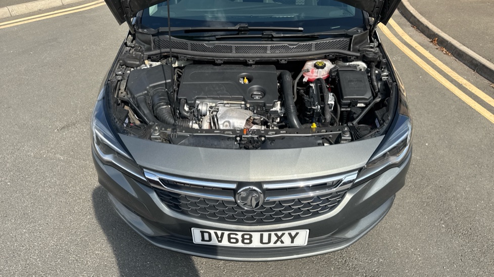 Vauxhall Astra 1.6T 16V 200 SRi Nav 5dr Petrol Hatchback - Image 8