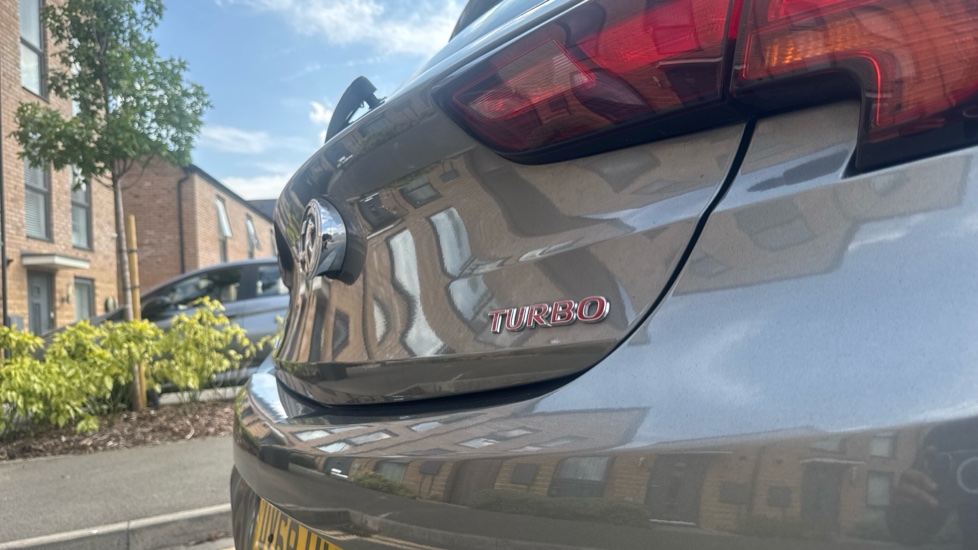 Vauxhall Astra 1.6T 16V 200 SRi Nav 5dr Petrol Hatchback - Image 22