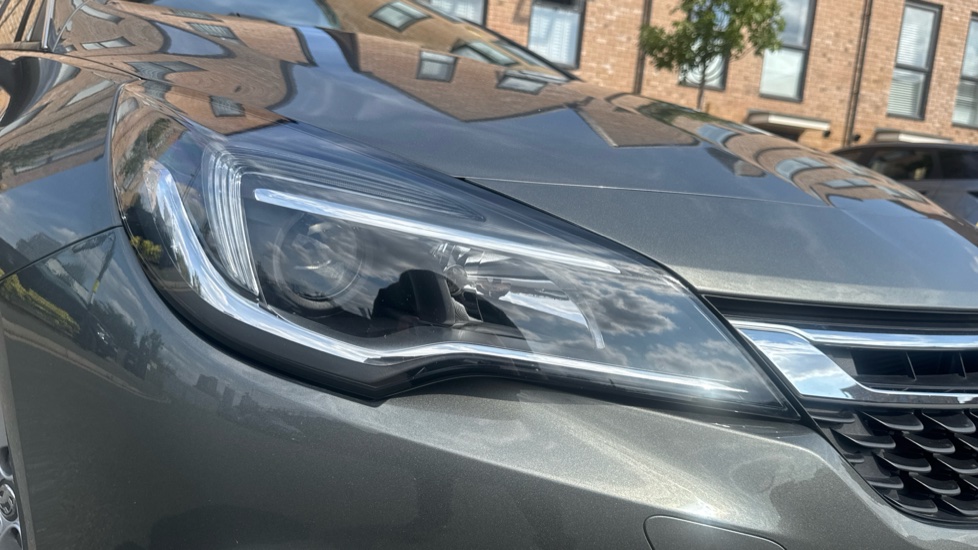 Vauxhall Astra 1.6T 16V 200 SRi Nav 5dr Petrol Hatchback - Image 24