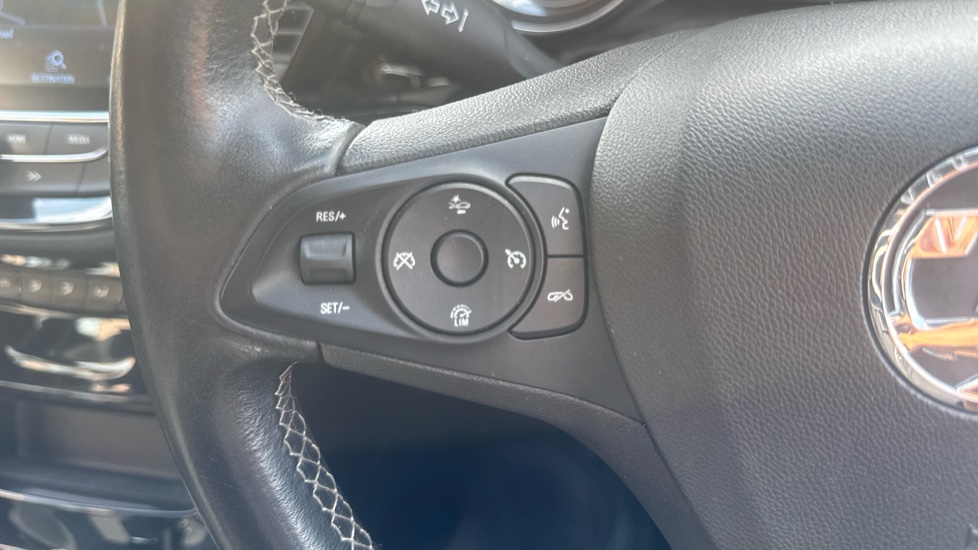 Vauxhall Astra 1.6T 16V 200 SRi Nav 5dr Petrol Hatchback - Image 30