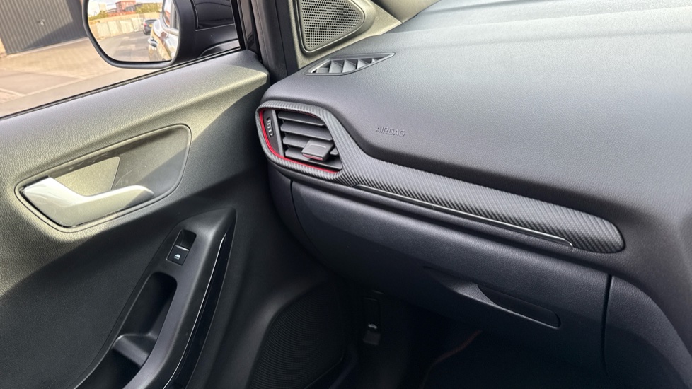 Ford Puma 1.0 EcoBoost Hybrid mHEV 155 ST-Line X 5dr Petrol Hatchback - Image 23