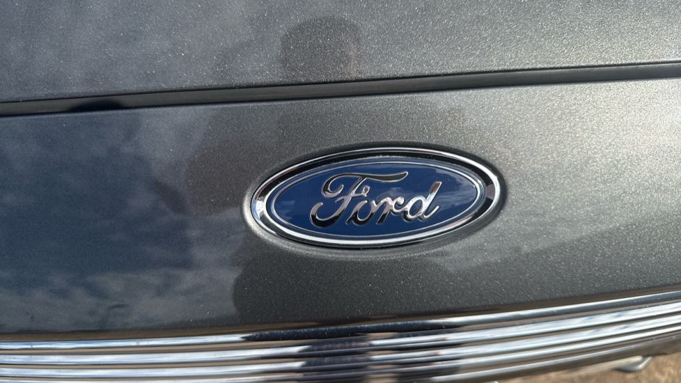 Ford Focus 1.5 TDCi 120 Titanium X 5dr Diesel Estate - Image 21