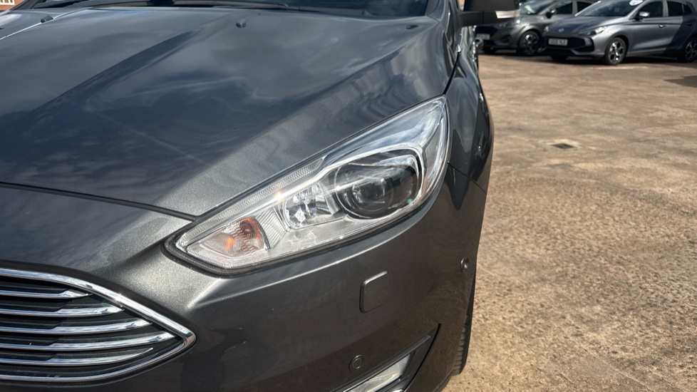 Ford Focus 1.5 TDCi 120 Titanium X 5dr Diesel Estate - Image 23
