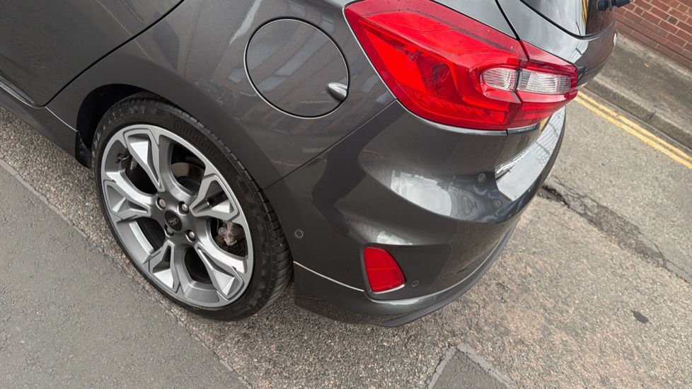 Ford Fiesta 1.0 EcoBoost Hybrid mHEV 155 ST-Line X Edition 5dr Petrol Hatchback - Image 39
