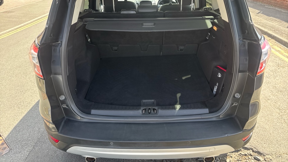 Ford Kuga 2.0 TDCi 180 Titanium X 5dr Auto Diesel Estate - Image 4