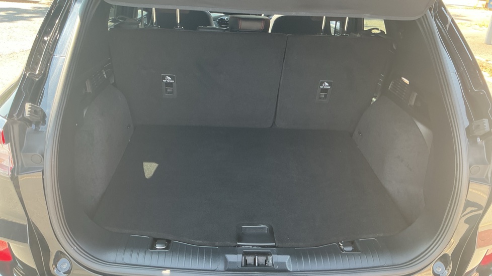 Ford Kuga 2.5 PHEV ST-Line X Edition 5dr CVT Estate - Image 4