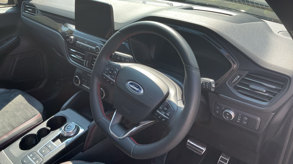 Ford Kuga 2.5 PHEV ST-Line X Edition 5dr CVT Estate - Image 11
