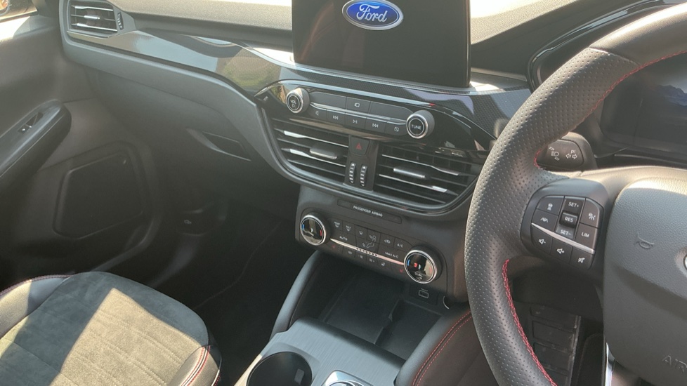 Ford Kuga 2.5 PHEV ST-Line X Edition 5dr CVT Estate - Image 14