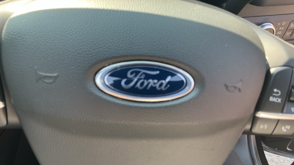 Ford Kuga 2.5 PHEV ST-Line X Edition 5dr CVT Estate - Image 38