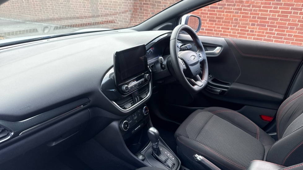 Ford Puma 1.0 EcoBoost Hybrid mHEV ST-Line 5dr DCT Petrol Hatchback - Image 9