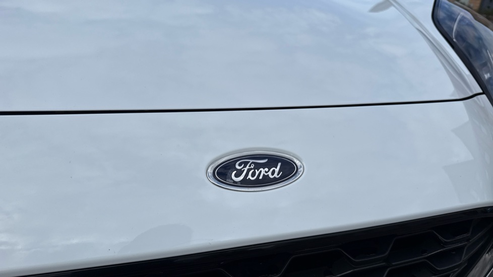 Ford Puma 1.0 EcoBoost Hybrid mHEV ST-Line 5dr DCT Petrol Hatchback - Image 34