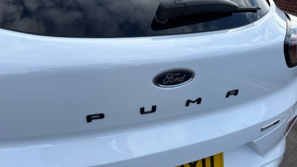 Ford Puma 1.0 EcoBoost Hybrid mHEV ST-Line 5dr DCT Petrol Hatchback - Image 40