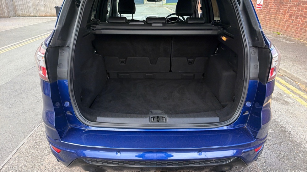 Ford Kuga 1.5 TDCi ST-Line 5dr 2WD Diesel Estate - Image 4