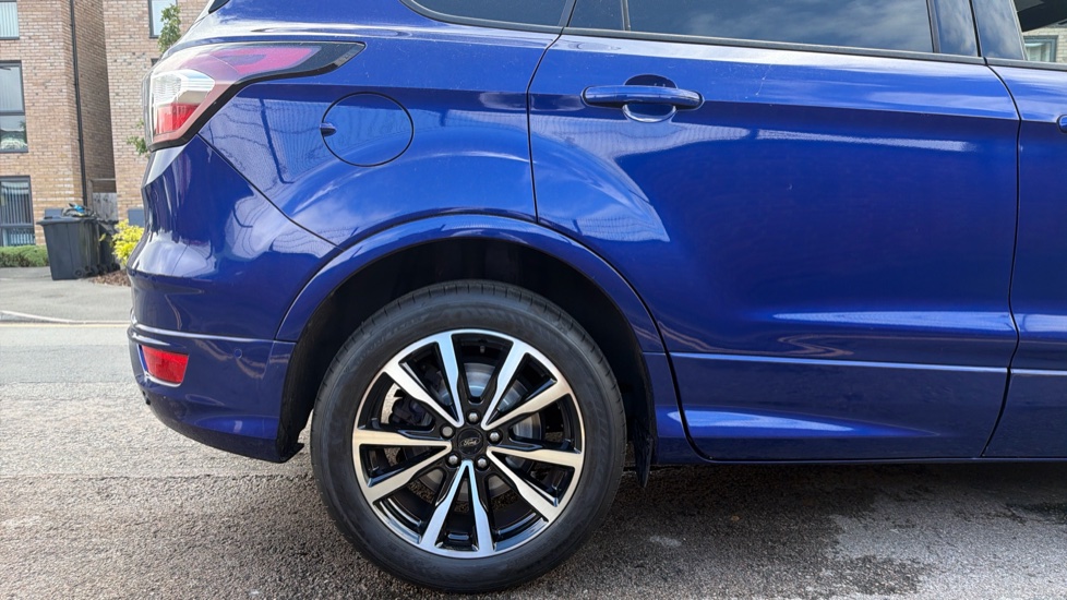 Ford Kuga 1.5 TDCi ST-Line 5dr 2WD Diesel Estate - Image 7