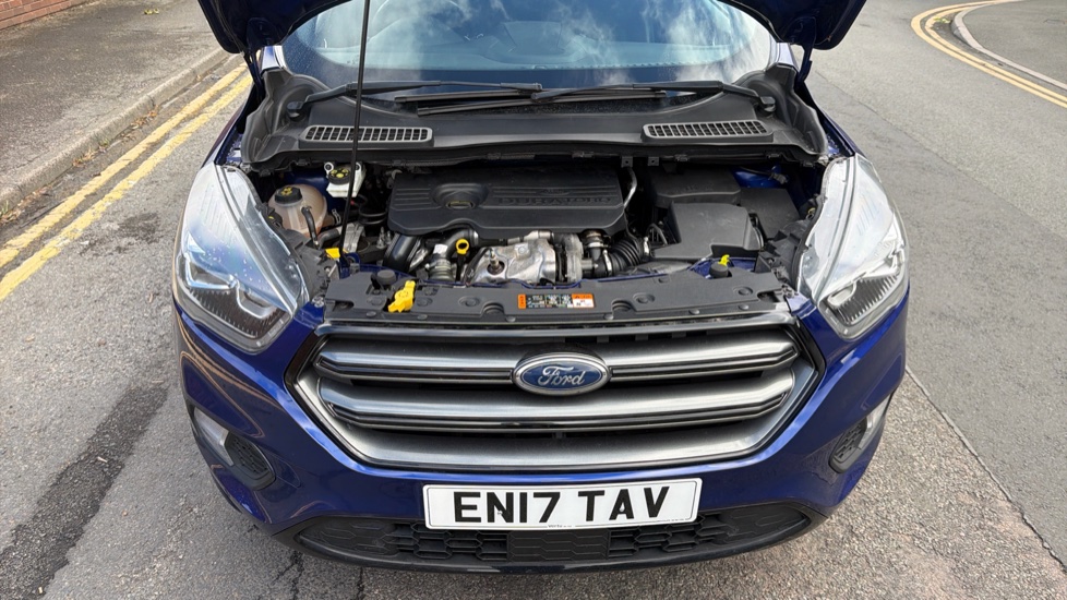 Ford Kuga 1.5 TDCi ST-Line 5dr 2WD Diesel Estate - Image 8