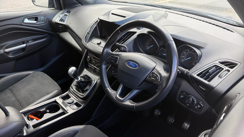 Ford Kuga 1.5 TDCi ST-Line 5dr 2WD Diesel Estate - Image 11