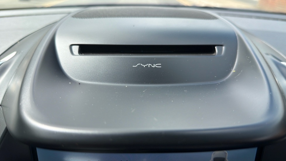 Ford Kuga 1.5 TDCi ST-Line 5dr 2WD Diesel Estate - Image 22