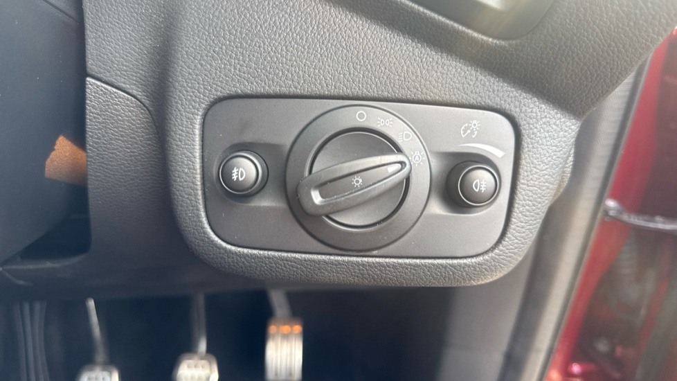 Ford Kuga 2.0 TDCi 180 ST-Line X 5dr Diesel Estate - Image 23