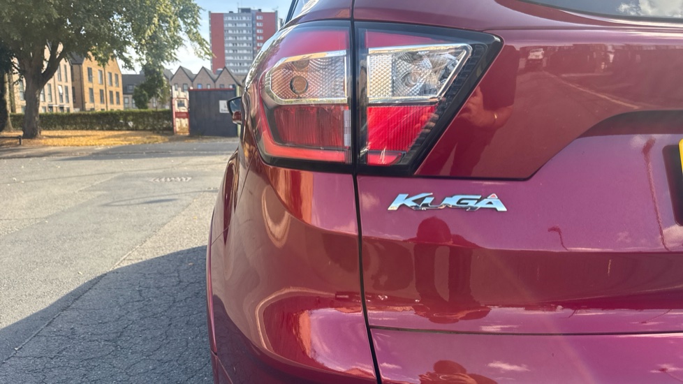 Ford Kuga 2.0 TDCi 180 ST-Line X 5dr Diesel Estate - Image 36