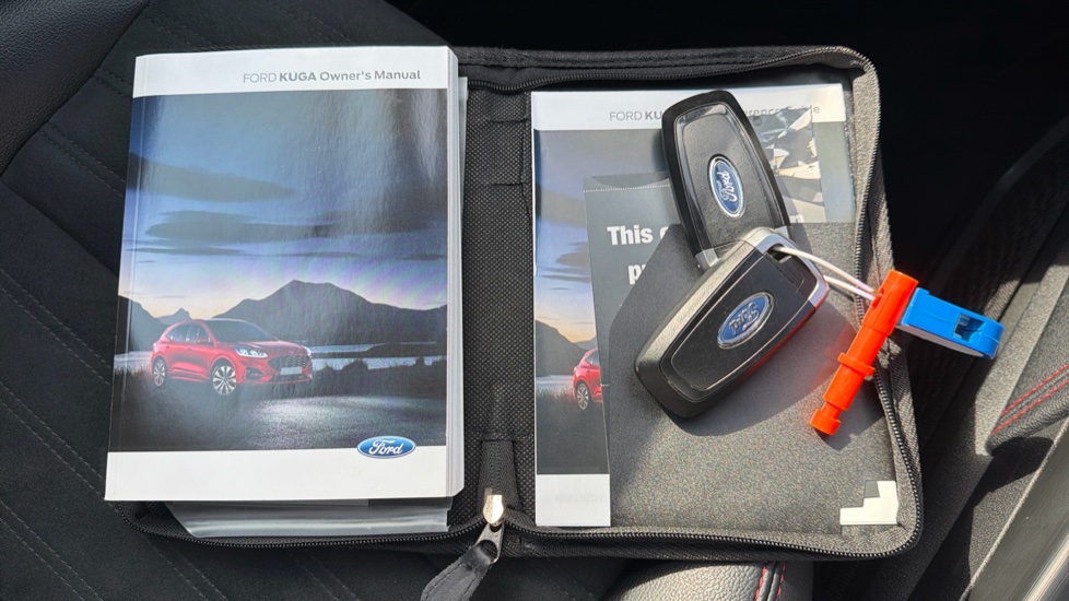 Ford Kuga 1.5 EcoBlue ST-Line First Edition 5dr Auto Diesel Estate - Image 20