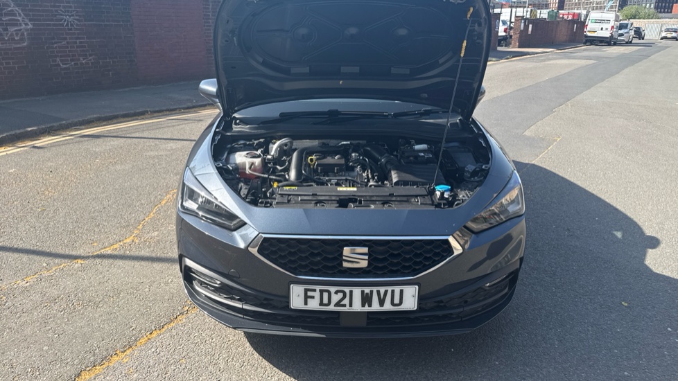 SEAT Leon 1.0 TSI EVO SE Dynamic 5dr Petrol Hatchback - Image 8