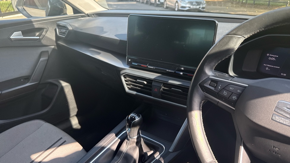 SEAT Leon 1.0 TSI EVO SE Dynamic 5dr Petrol Hatchback - Image 14